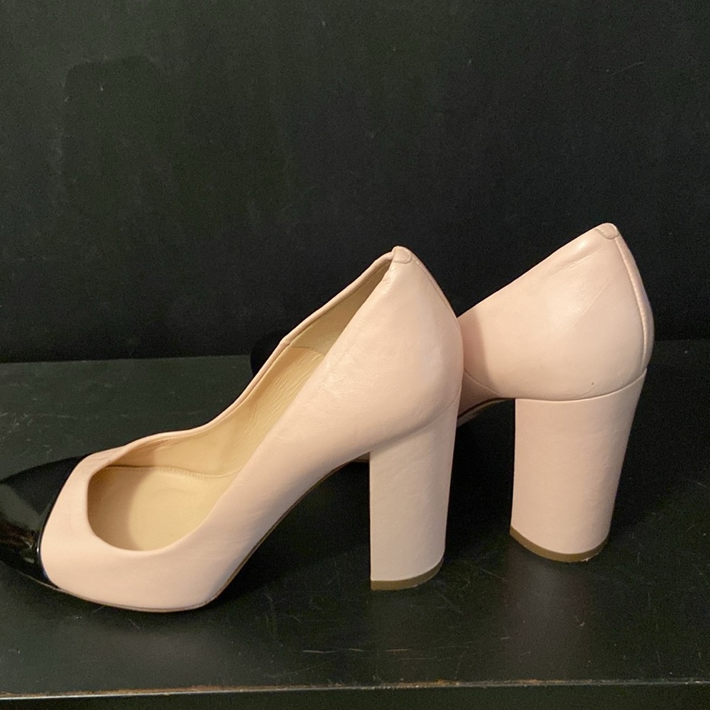 J. Crew Lena Faded Blush Leather Black Cap Toe Pump Sz 38/7.5 Block Heels Italy - Picture 3 of 8